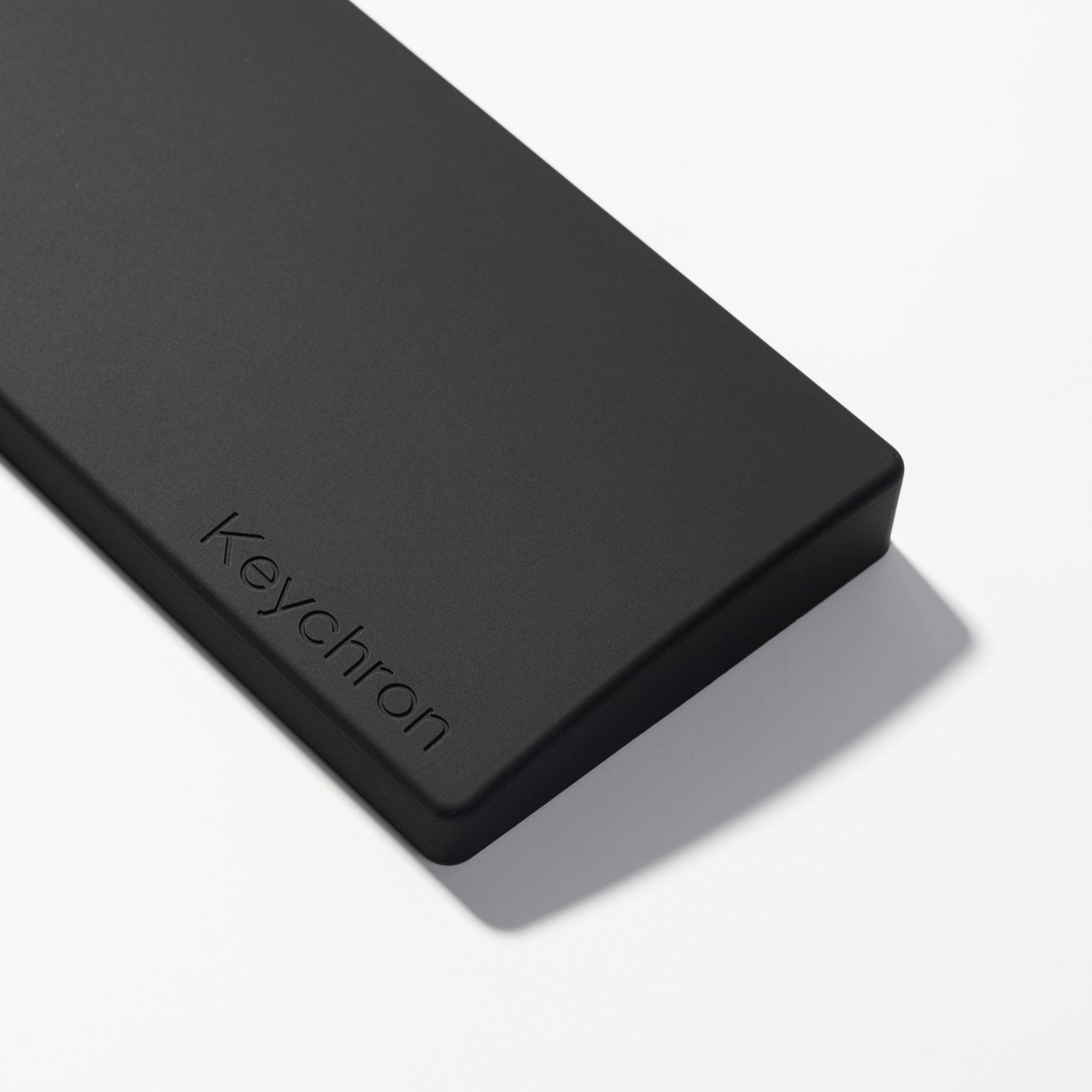 Combo: Keychron V1 Ultra 8K Wireless Custom Keyboard + Silicone Palm Rest